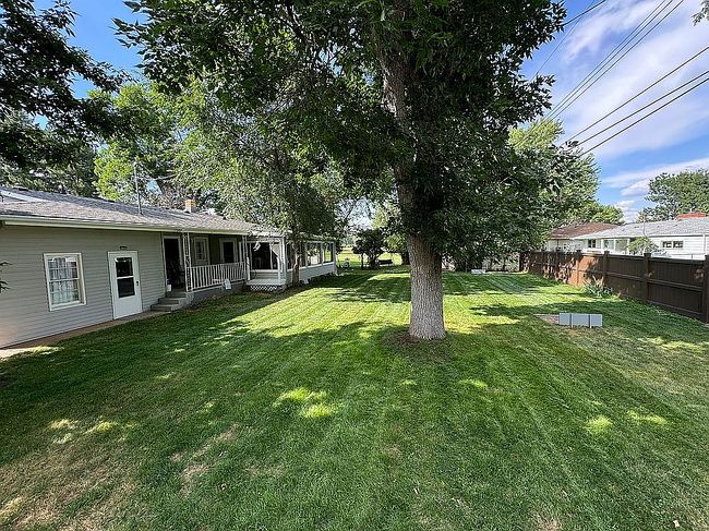Image of 2702 Northbrook Dr
