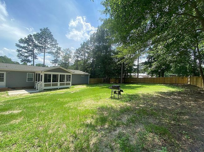 Photo of 116 Sweetbay Pl, Cameron, NC
