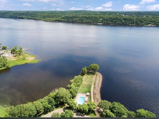 Photo of 479 Mariner Dr, Bayport, MN