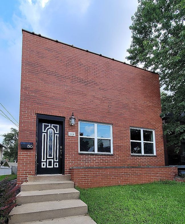 Photo of 816 Adams St