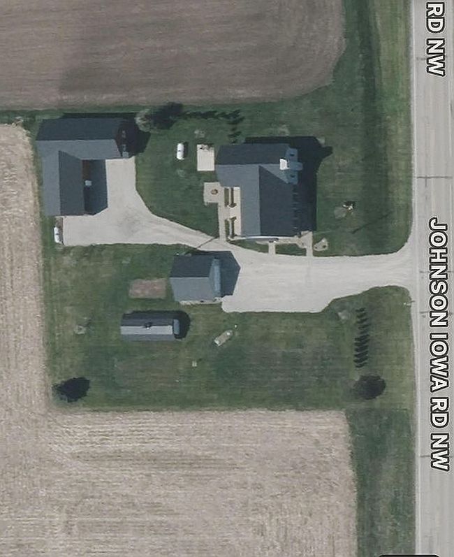 Photo of 1053 Johnson Iowa Rd, Amana, IA