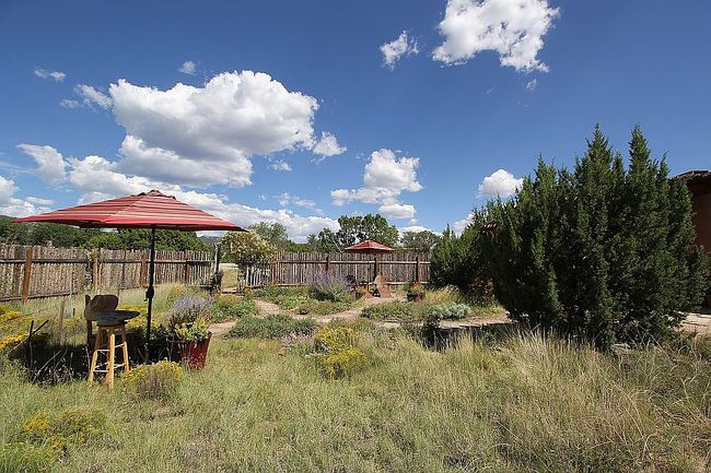 Photo of 134 Ridgecrest Dr, Santa Fe, NM