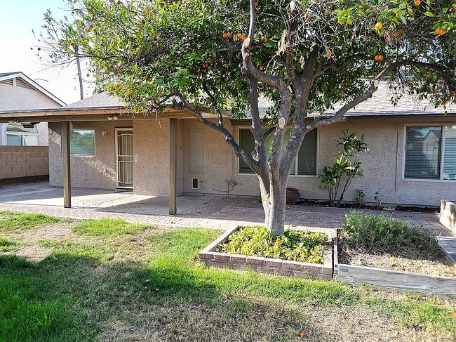 Image of 1043 E Jensen St