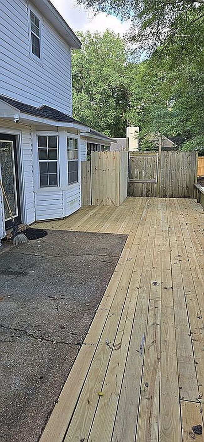 Image of 9721 Hamilton Creek Dr N