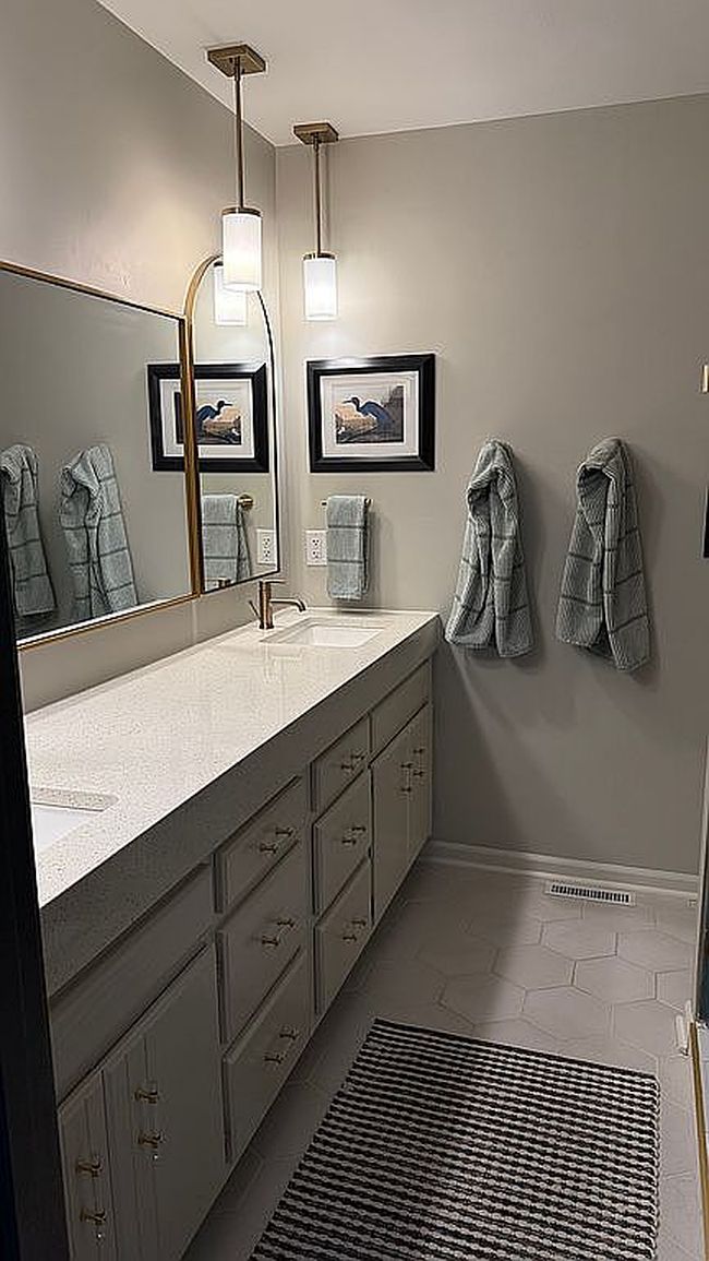 Photo of 6756 Covington Creek Trl, Fort Wayne, IN