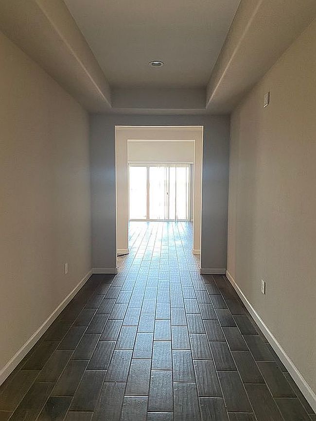 Image of 37852 W San Clemente St