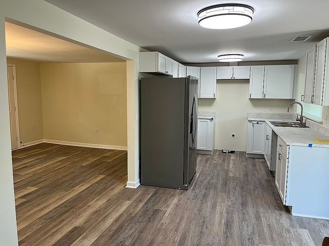 Image of 245 Woodward Ln