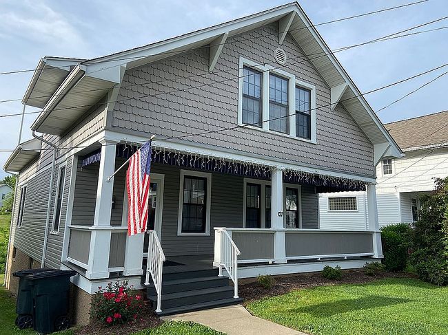 Photo of 121 Elkins St, Beckley, WV