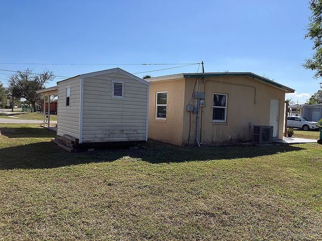 Image of 21946 Hernando Ave