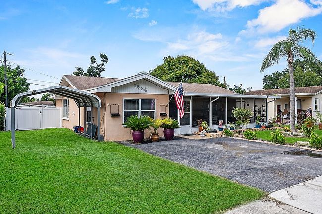 Photo of 1536 Lakeview Rd
