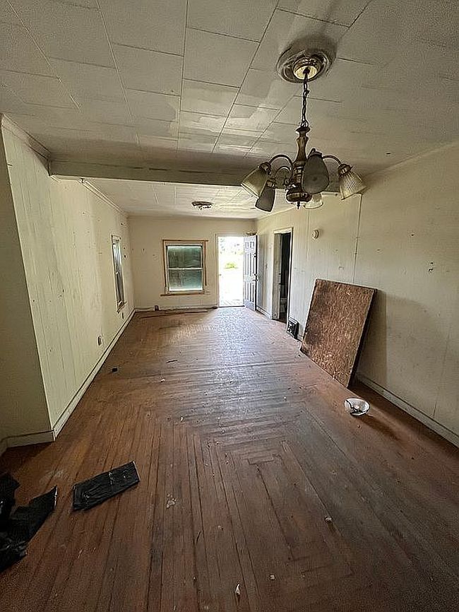 Image of 2024 Fairfax St