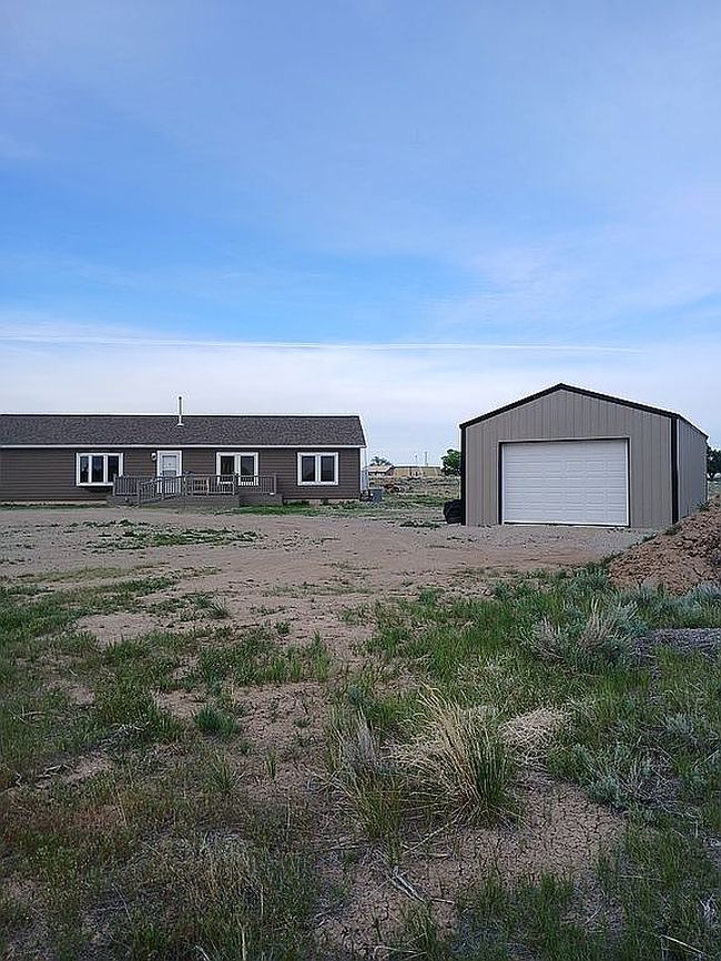 Photo of 2 Quail Dr, Riverton, WY