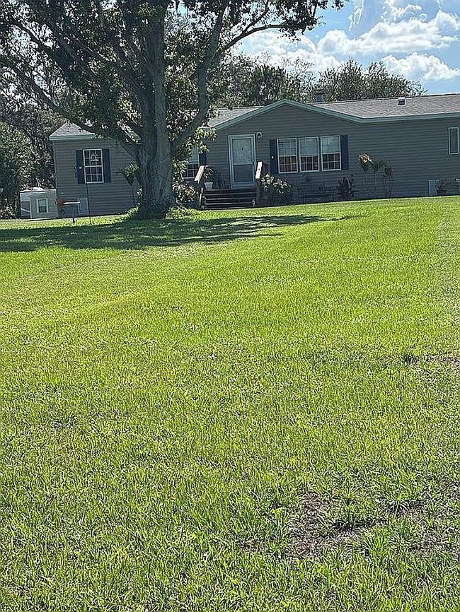 Photo of 3817 Ryans Ln, Zephyrhills, FL