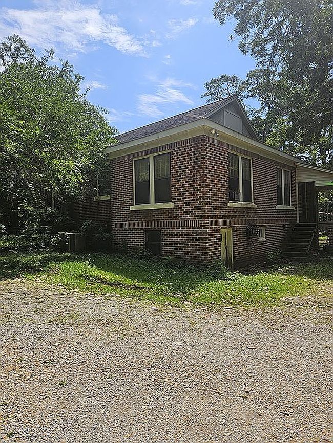 Photo of 914 W Commerce St, Aberdeen, MS