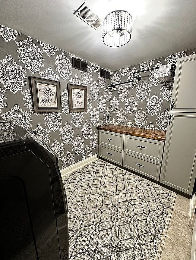 Image of 1202 White Oak Dr