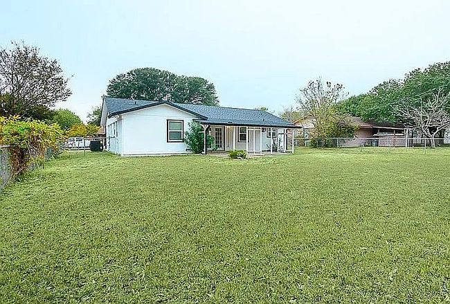 Additional photo 2 of property located at 1011 Ronstan Dr