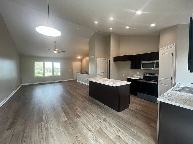 Image of 1015 Evergreen Rd