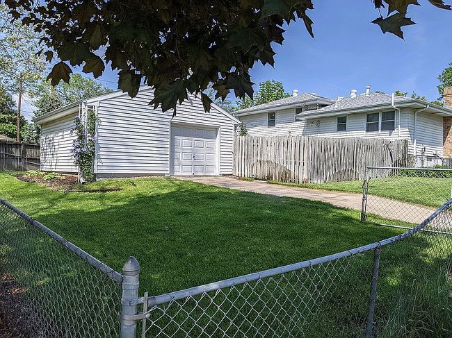 Image of 608 N Beadle St