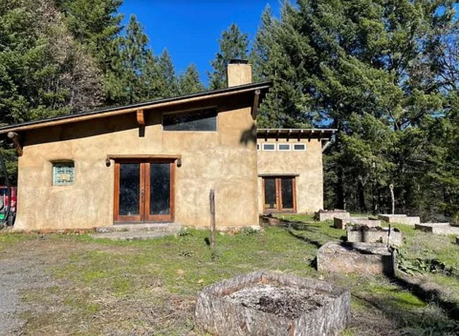 Photo of 25571-18 N 34th Rd, Potter Valley, CA