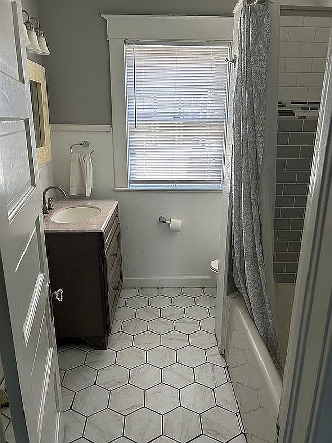Photo of 629 Empire Ave, Joplin, MO