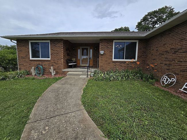 Photo of 814 Guthery St, Ava, MO