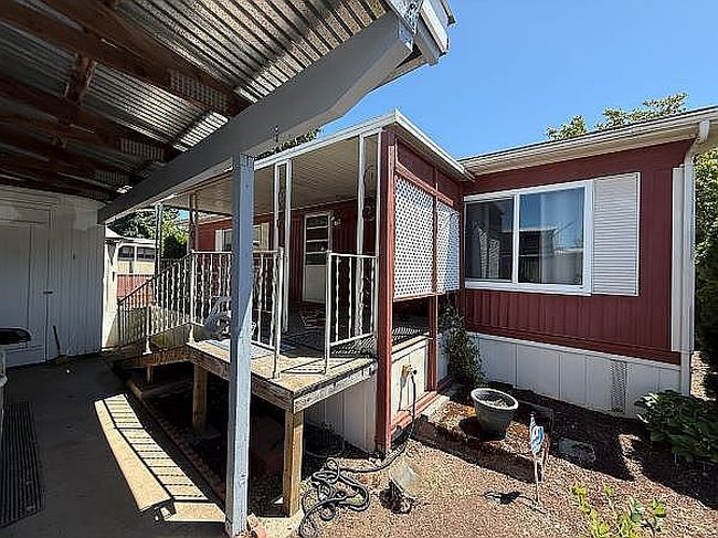 Photo of 3530 Game Farm Rd Space 13, Springfield, OR