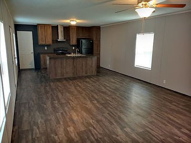 Photo of 17 Dixie Blvd, Hendersonville, NC