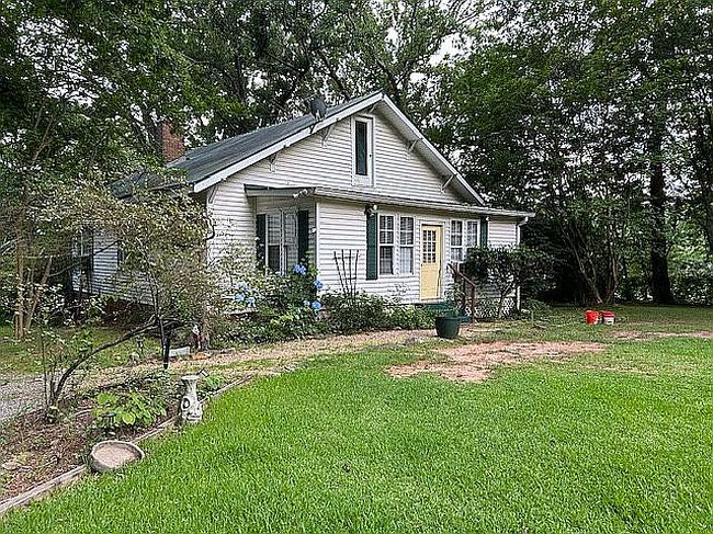 Photo of 329 Gilbert Rd, Jefferson, GA