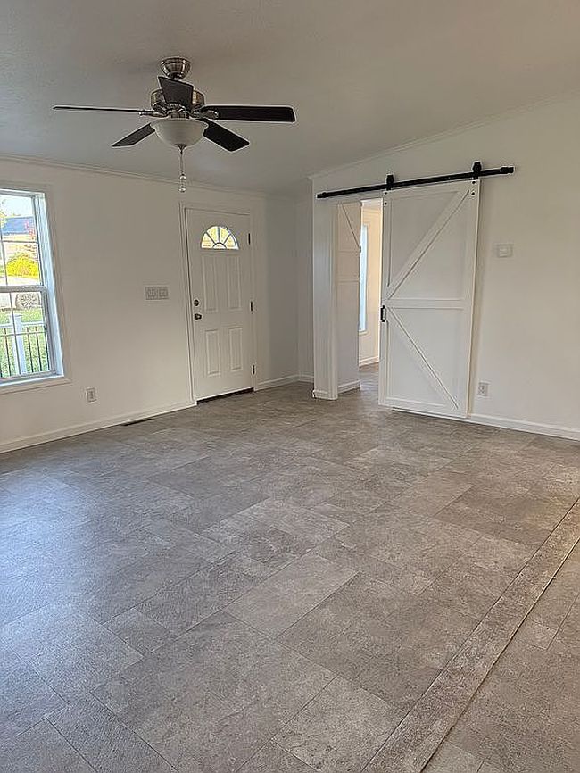 Photo of 13 Smithfield Dr, Smithfield, PA