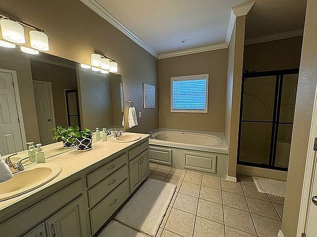 Photo of 307 Autumnwood Dr, Russellville, AR