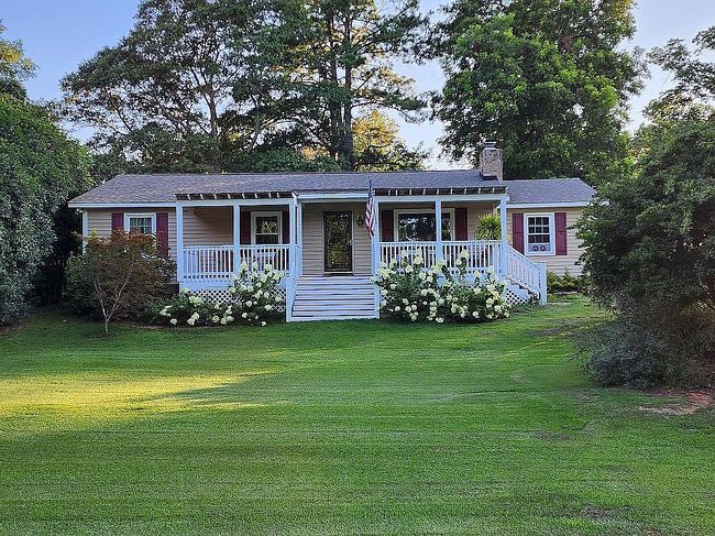 Photo of 116 Pinewood Dr, Gray, GA