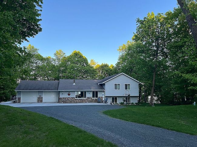 Image of 17648 Shorewood Ct Nw