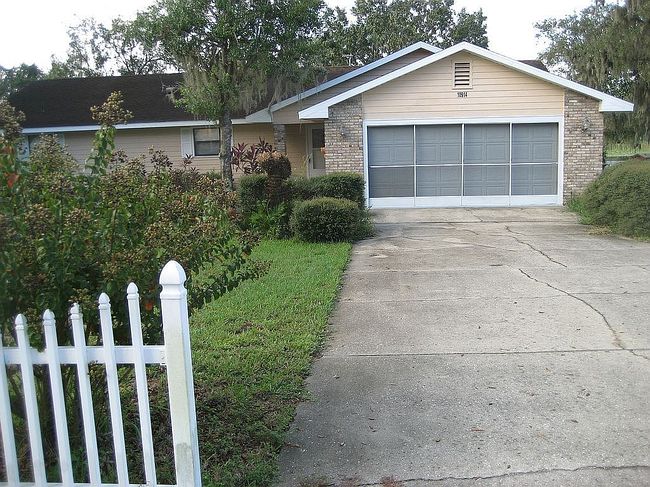 Photo of 10914 Claire Dr, Leesburg, FL