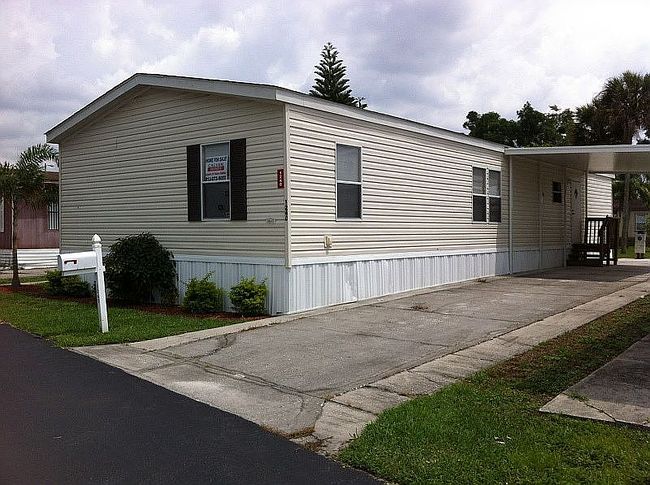 Additional photo of property located at 1240 Autumn Dr