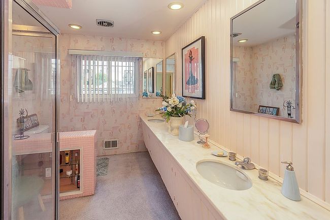 Photo of 4040 W Outer Dr, Detroit, MI