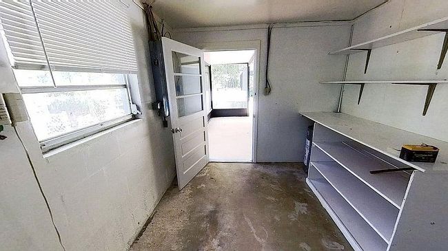 Image of 17306 Livingston Ave