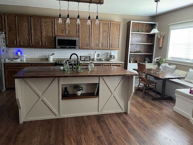 Photo of 1207 Friar Rd, Cuero, TX