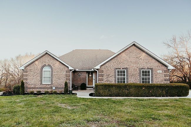 Preview of property located at 17007 King Rd