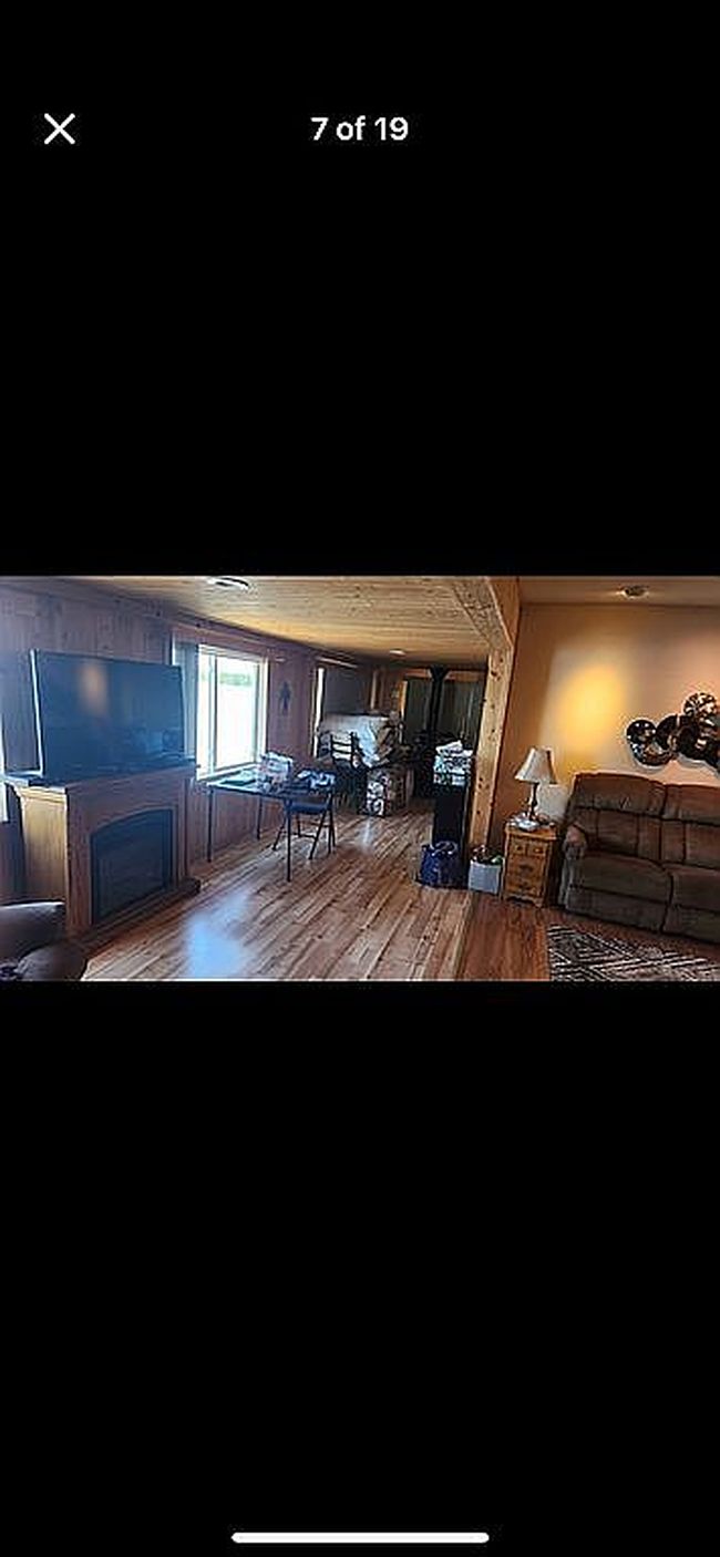Photo of 1635 Armstrong Rd, Gladstone, IL