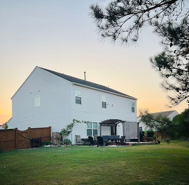 Photo of 8145 Hovingham Way, Raleigh, NC