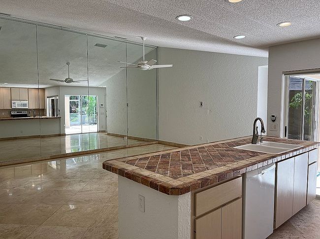Photo of 1902 Springdale Ct, Palm Beach Gardens, FL