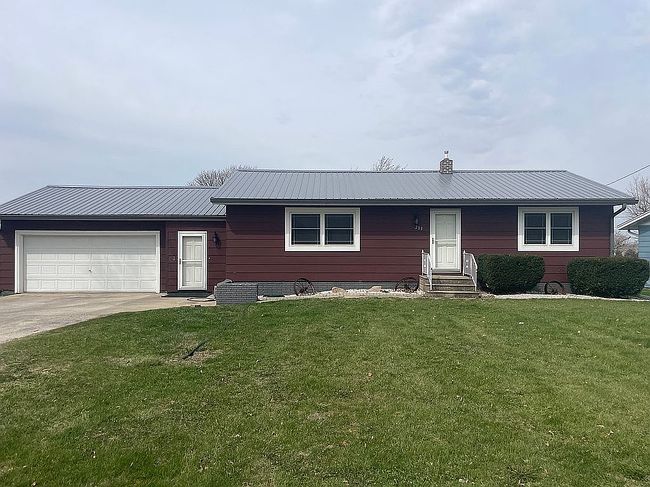Image of 203 B Ave