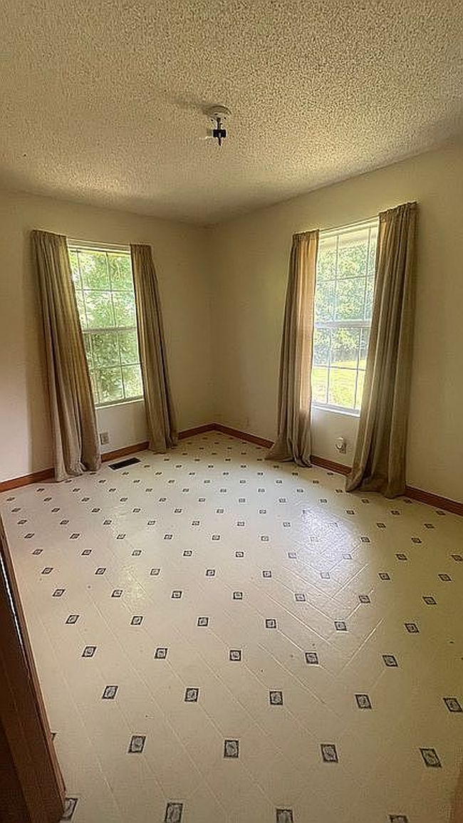 Photo of 1611 Muddy Creek Rd, Dandridge, TN