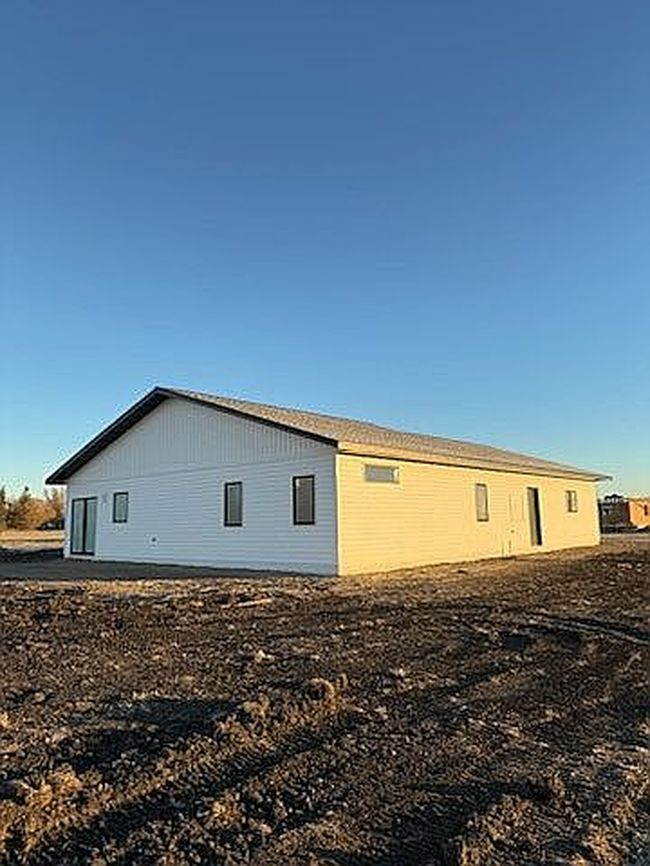 Photo of 1131 Elm Ave S, Hallock, MN