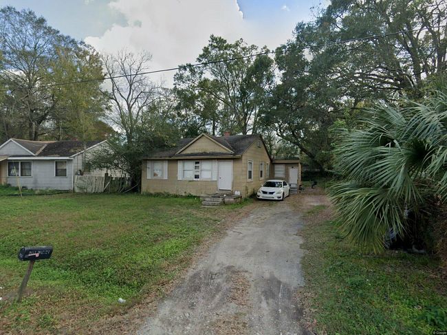 Image of 3122 S 3rd Street Cir