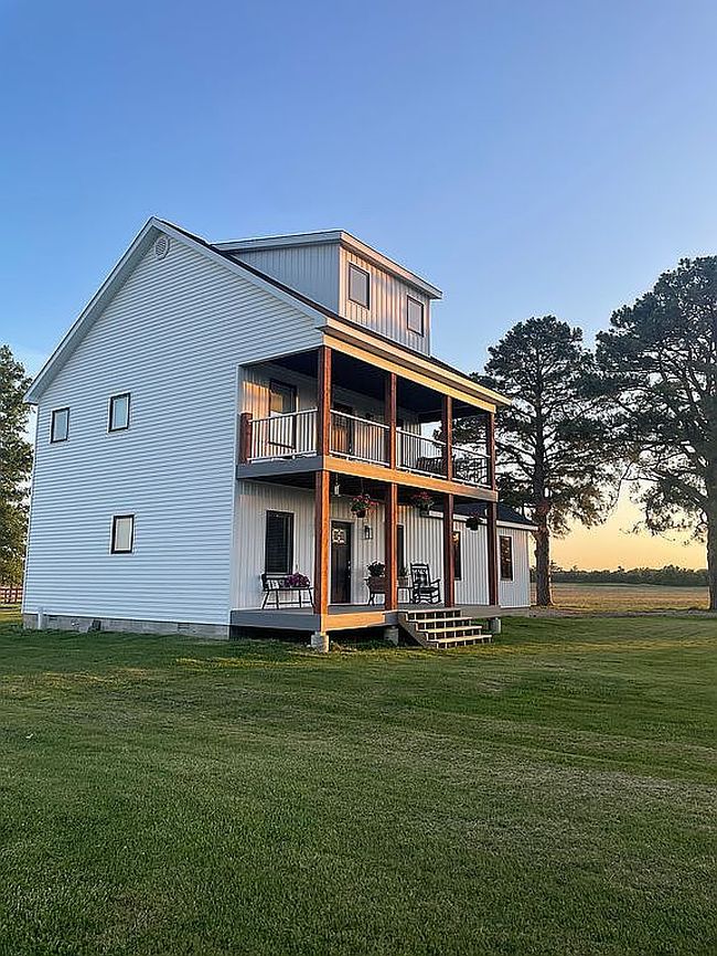 Image of 755 Johnston City Rd