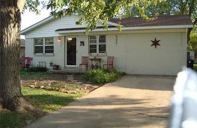 Image of 920 W Granite St