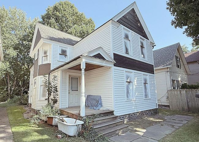 Additional photo 3 of property located at 2449 W 11th St