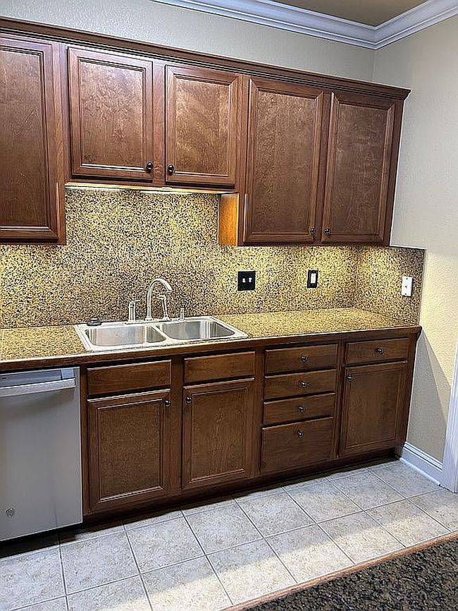 Photo of 4990 Jamestown Ave Unit 43, Baton Rouge, LA
