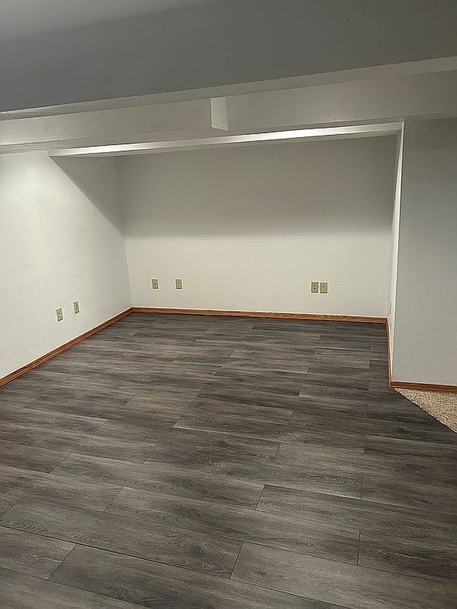 Photo of 506 E 5th St, Yankton, SD